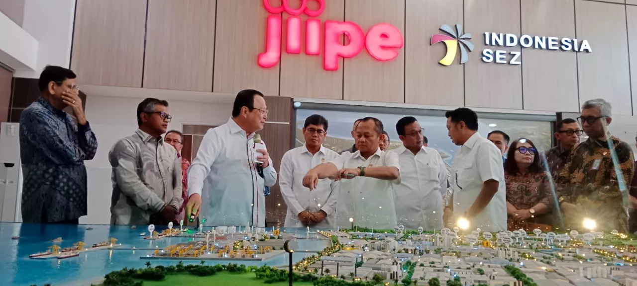 JIIPE Gresik Diminta Perluas Serapan Tenaga Kerja Lokal