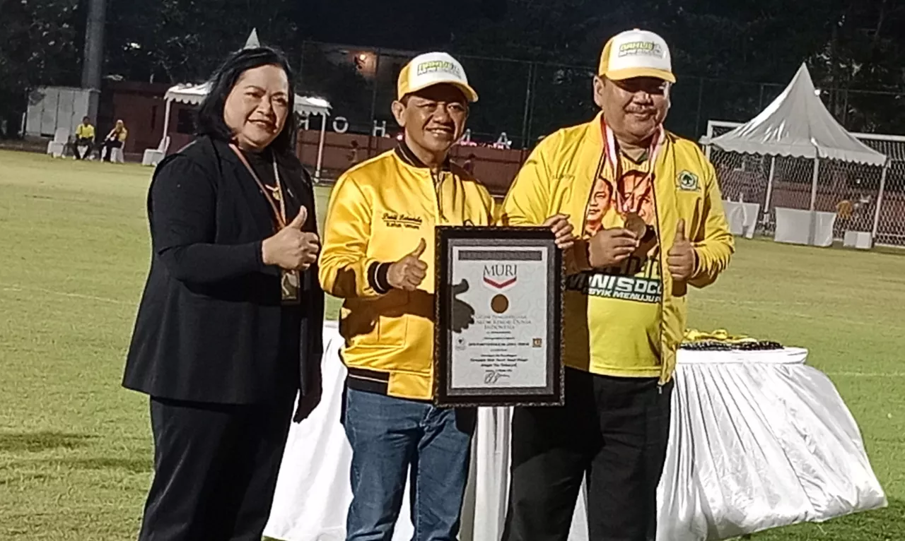 Libatkan 176 Tim Pelajar, Turnamen Mini Soccer Golkar Cetak Rekor MURI