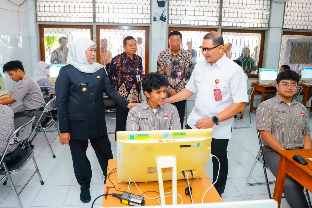 Khofifah Motivasi 438 Ribu Murid Jatim Hadapi Tes Kemampuan Akademik