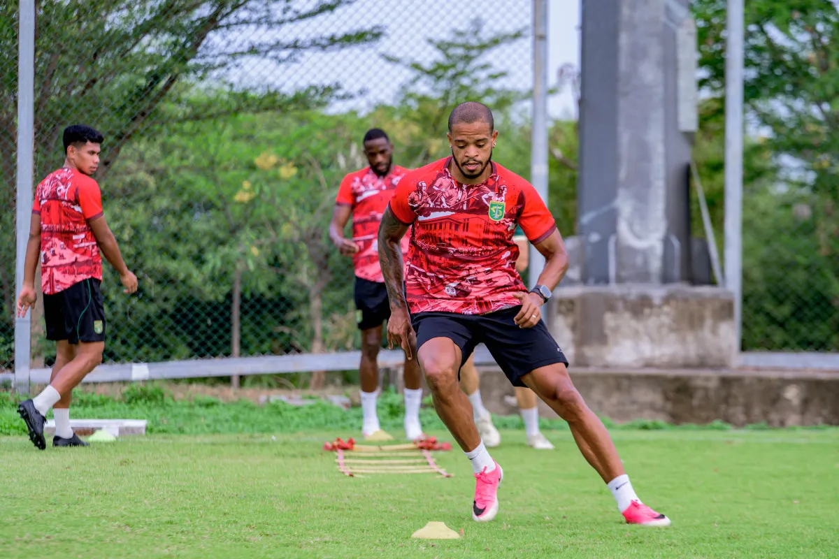 Persebaya Bidik Kebangkitan di GBT, Alex Martins Tegaskan Target Tiga Poin atas Madura United