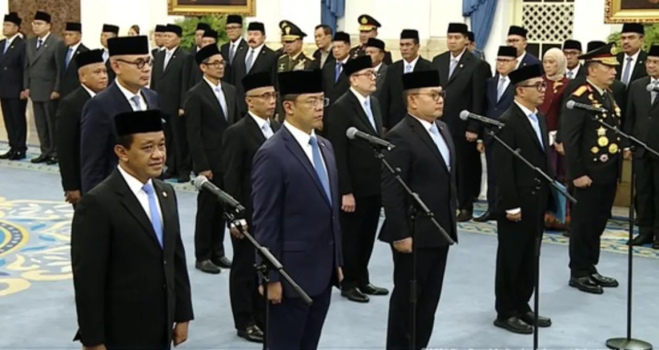 Prabowo Kocok Ulang Kabinet, 18 Pejabat Dilantik: Kapolri hingga Menko Berganti