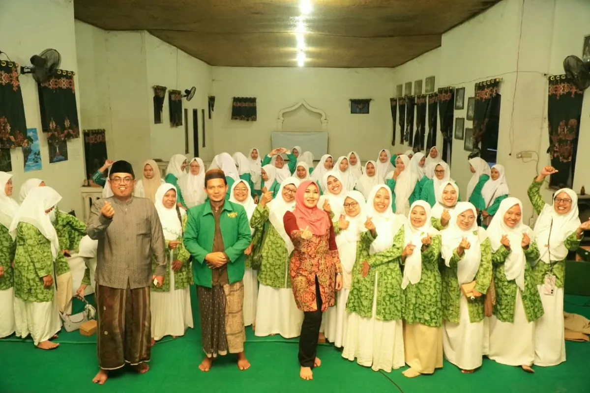 Ning Lia Dorong Kader Fatayat NU Berani Ambil Peran dalam Demokrasi